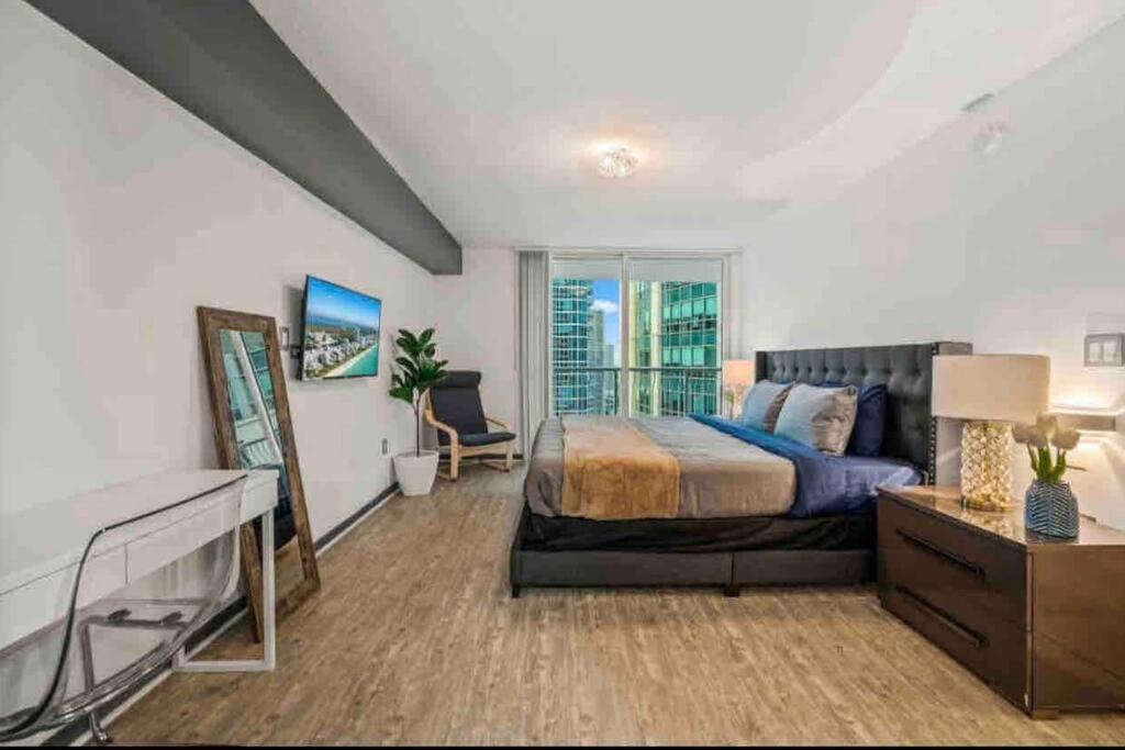 Iconic 1br Highrise Brickell-freeparking Apartamento *